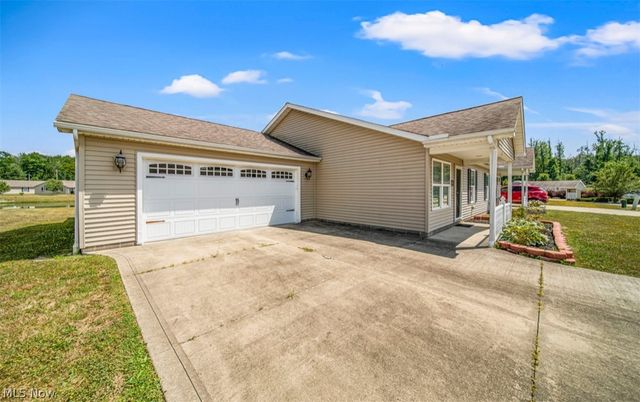 309 Woodland Way A, Jefferson, OH 44047