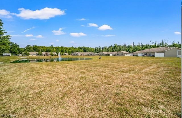 309 Woodland Way A, Jefferson, OH 44047