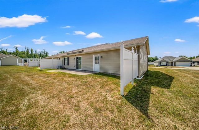 309 Woodland Way A, Jefferson, OH 44047