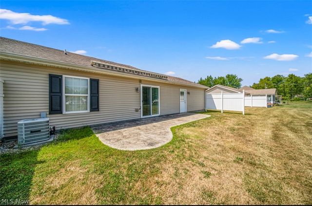309 Woodland Way A, Jefferson, OH 44047
