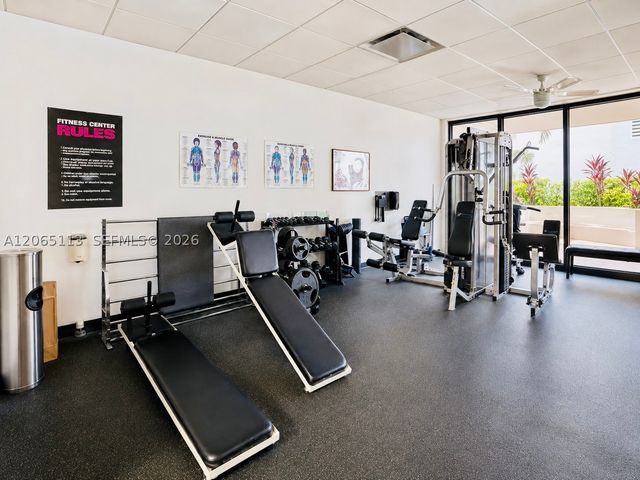 1621 Collins Ave 402, Miami Beach, FL 33139