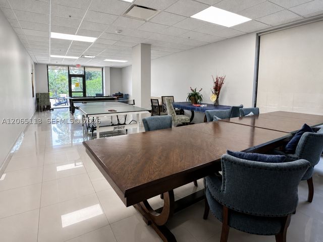 1621 Collins Ave 402, Miami Beach, FL 33139