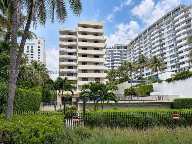 1621 Collins Ave 402, Miami Beach, FL 33139