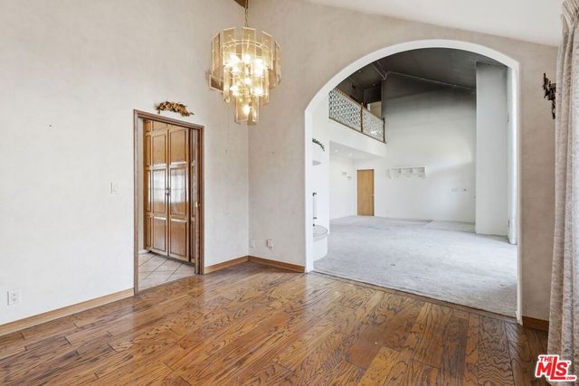 6956 Wish Avenue, Van Nuys, CA 91406