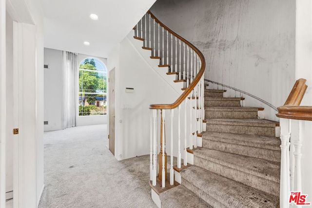 6956 Wish Avenue, Van Nuys, CA 91406