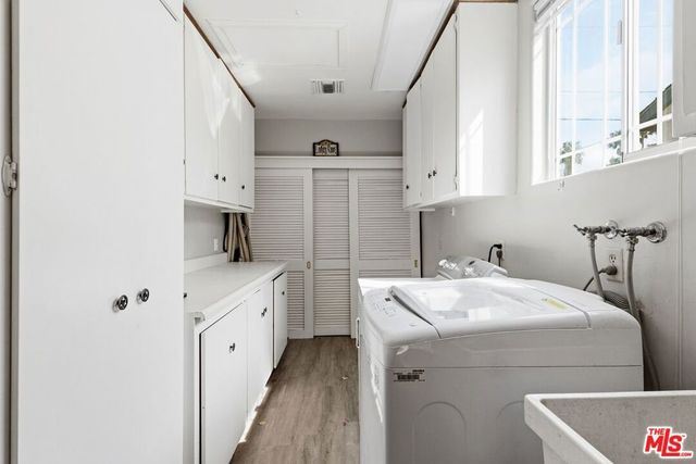 6956 Wish Avenue, Van Nuys, CA 91406