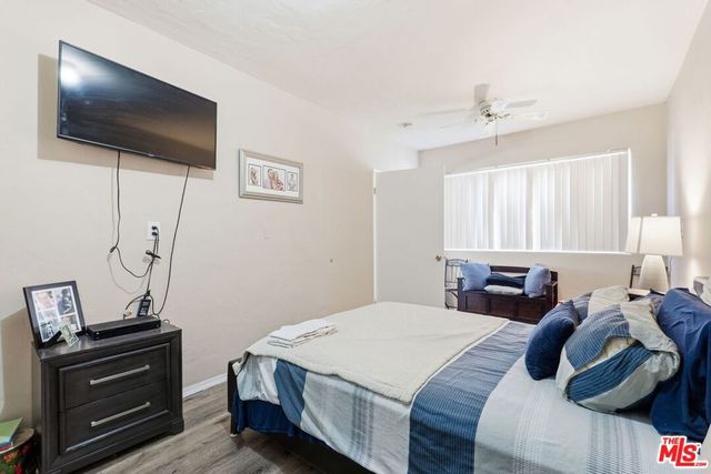 6956 Wish Avenue, Van Nuys, CA 91406