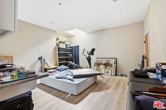 6956 Wish Avenue, Van Nuys, CA 91406