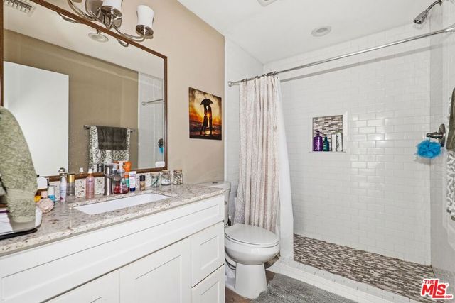 6956 Wish Avenue, Van Nuys, CA 91406