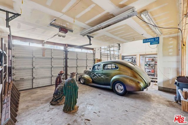 6956 Wish Avenue, Van Nuys, CA 91406