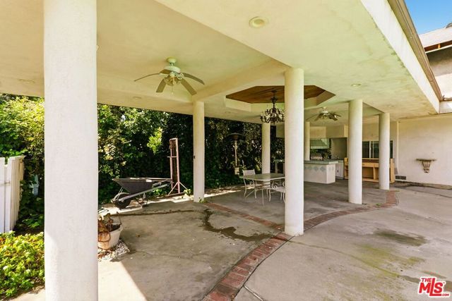 6956 Wish Avenue, Van Nuys, CA 91406