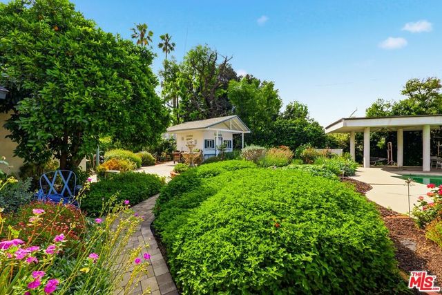 6956 Wish Avenue, Van Nuys, CA 91406