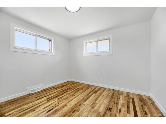 900 S Yarrow St, Lakewood, CO 80226