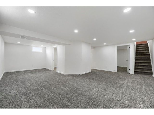900 S Yarrow St, Lakewood, CO 80226