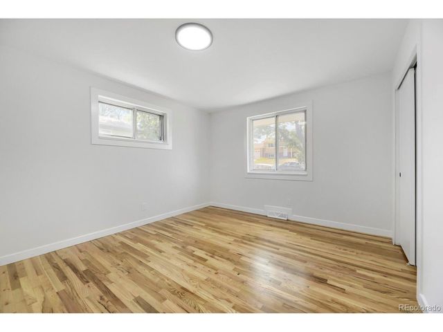 900 S Yarrow St, Lakewood, CO 80226