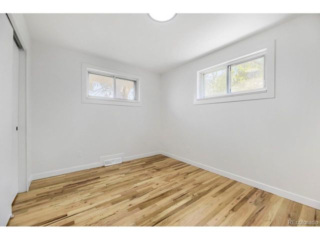 900 S Yarrow St, Lakewood, CO 80226