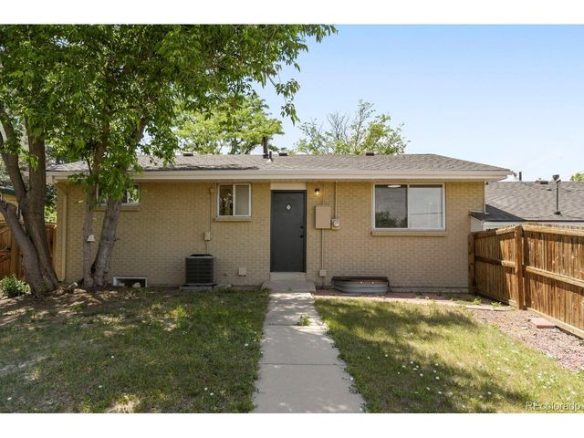 900 S Yarrow St, Lakewood, CO 80226