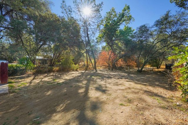 3331 Taylor Rd, Loomis, CA 95650
