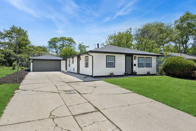 570 Andover Street, Chicago Heights, IL 60411
