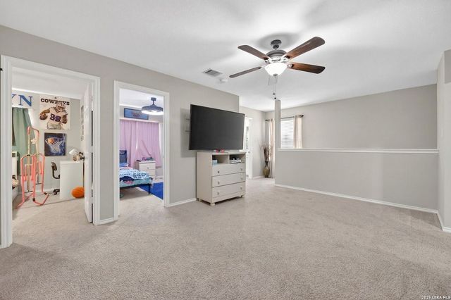 114 Mallow Grv, San Antonio, TX 78253