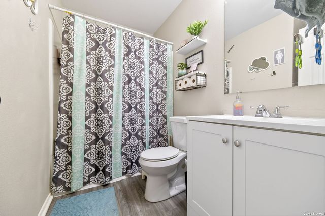 114 Mallow Grv, San Antonio, TX 78253