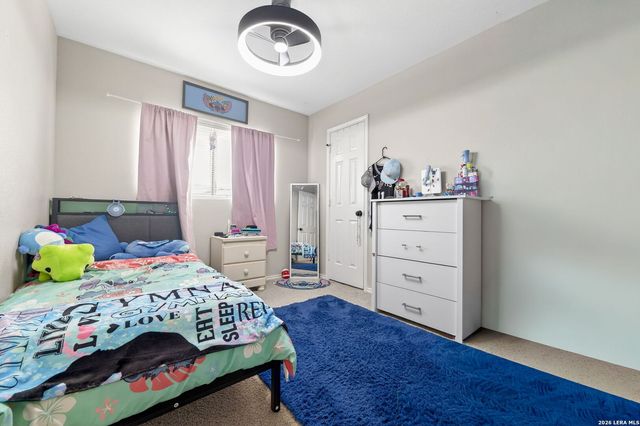 114 Mallow Grv, San Antonio, TX 78253