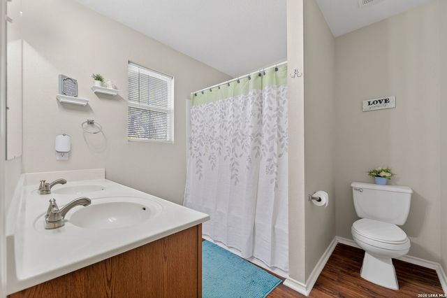 114 Mallow Grv, San Antonio, TX 78253