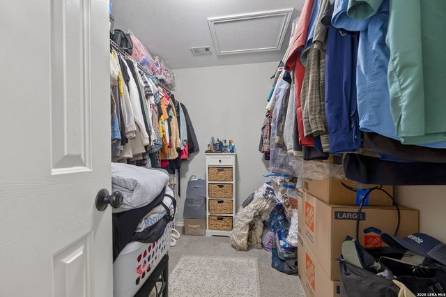 114 Mallow Grv, San Antonio, TX 78253