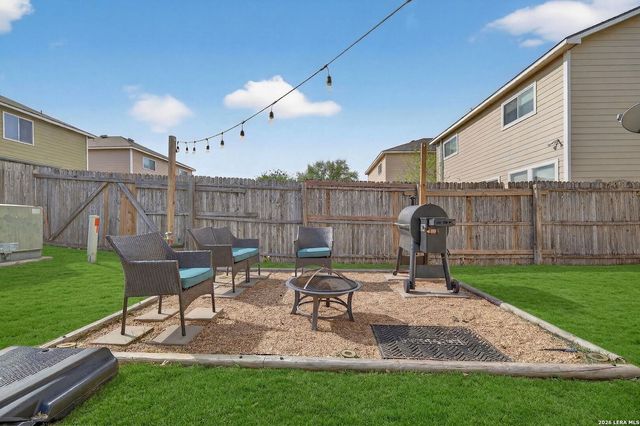 114 Mallow Grv, San Antonio, TX 78253