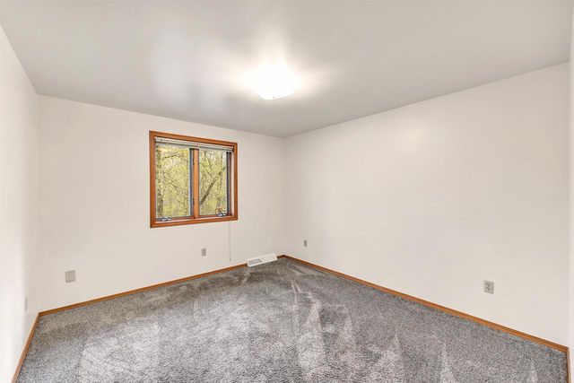 2879 LIME KILN ROAD, Green Bay, WI 54311