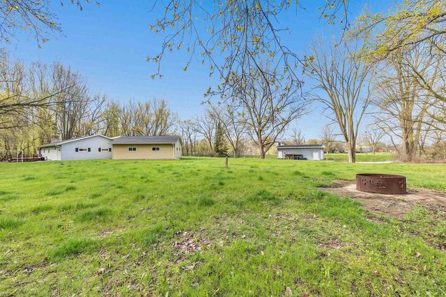 2879 LIME KILN ROAD, Green Bay, WI 54311