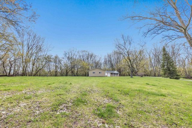 2879 LIME KILN ROAD, Green Bay, WI 54311