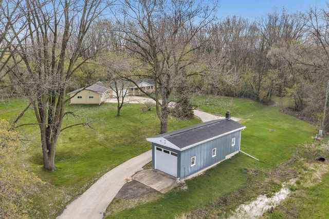 2879 LIME KILN ROAD, Green Bay, WI 54311