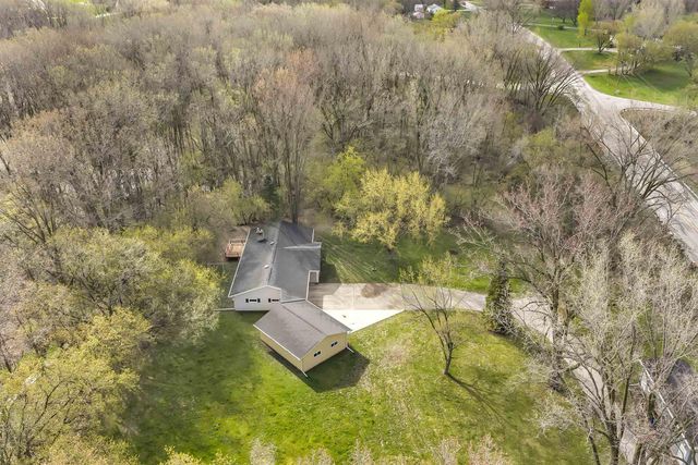2879 LIME KILN ROAD, Green Bay, WI 54311