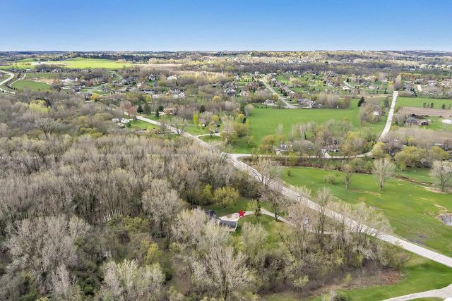 2879 LIME KILN ROAD, Green Bay, WI 54311