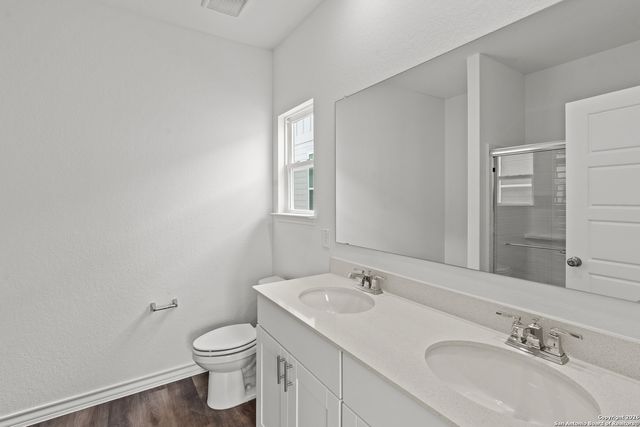 8232 Smithers Ave, San Antonio, TX 78252