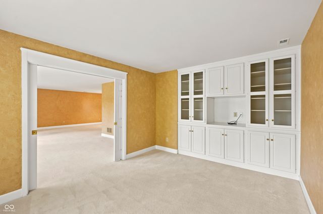 8751 Jaffa Court East Drive 13, Indianapolis, IN 46260