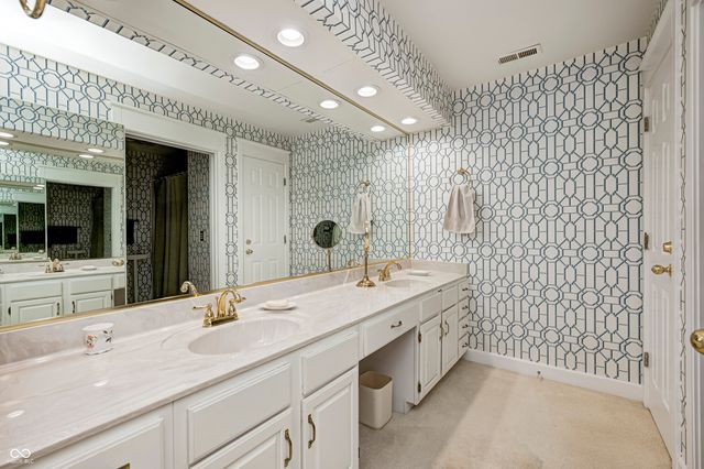 8751 Jaffa Court East Drive 13, Indianapolis, IN 46260