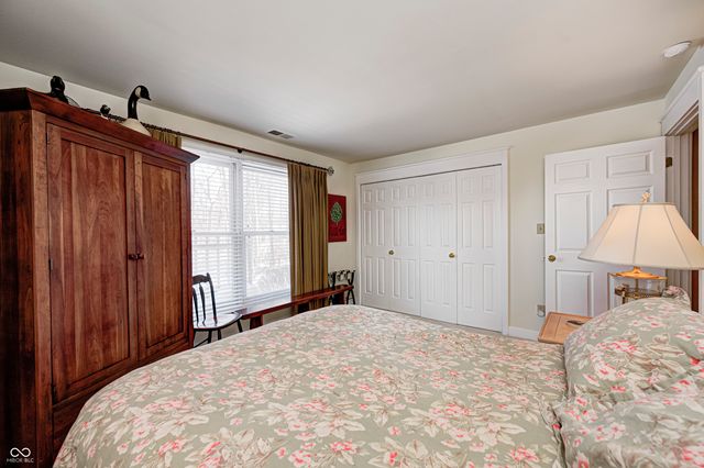 8751 Jaffa Court East Drive 13, Indianapolis, IN 46260