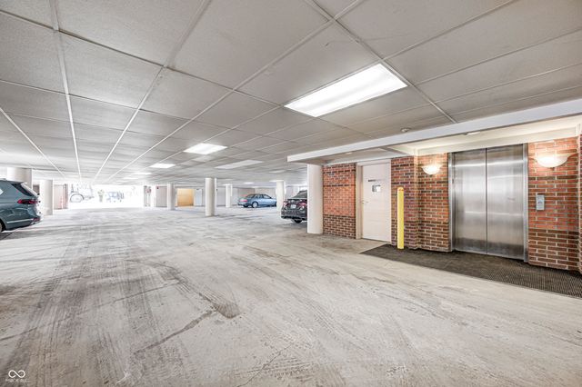 8751 Jaffa Court East Drive 13, Indianapolis, IN 46260