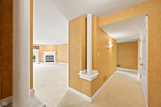 8751 Jaffa Court East Drive 13, Indianapolis, IN 46260