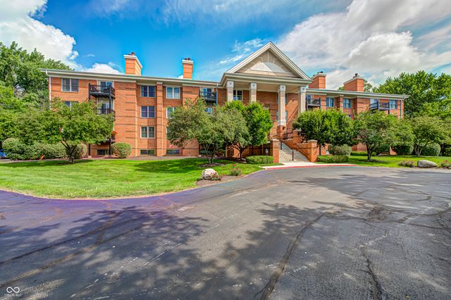 8751 Jaffa Court East Drive 13, Indianapolis, IN 46260