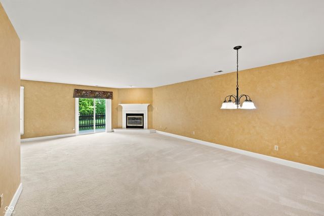 8751 Jaffa Court East Drive 13, Indianapolis, IN 46260