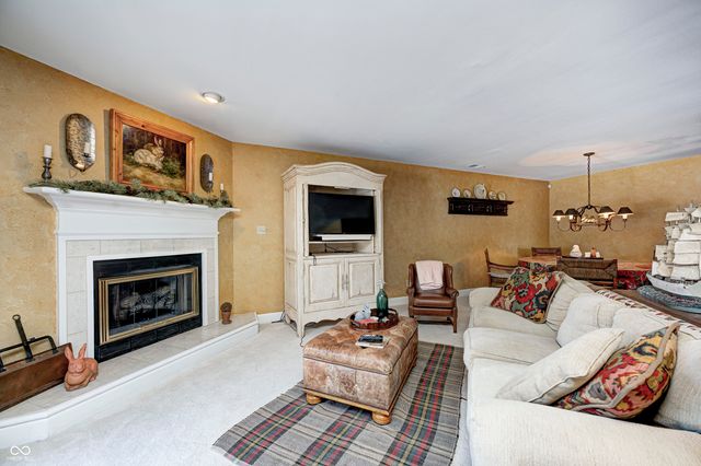 8751 Jaffa Court East Drive 13, Indianapolis, IN 46260