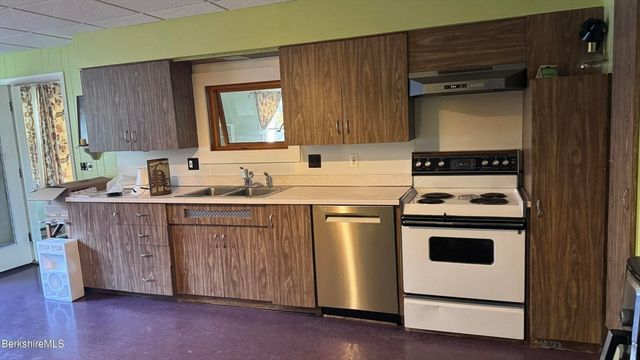 152 Furnance Street, North Adams, MA 01247