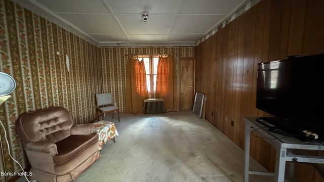 152 Furnance Street, North Adams, MA 01247