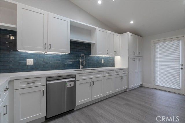 633 Vista Bonita, Newport Beach, CA 92660