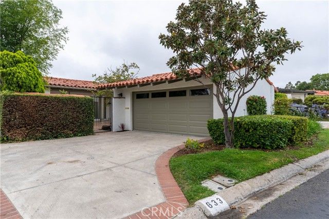 633 Vista Bonita, Newport Beach, CA 92660