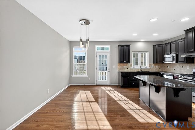 1903 Old Brick Rd, Glen Allen, VA 23060