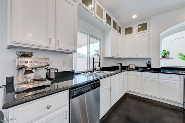 5556 Dancing Fox Court, Las Vegas, NV 89139